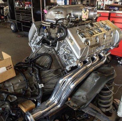 Longtubes mounted on the 4.6 DOHC