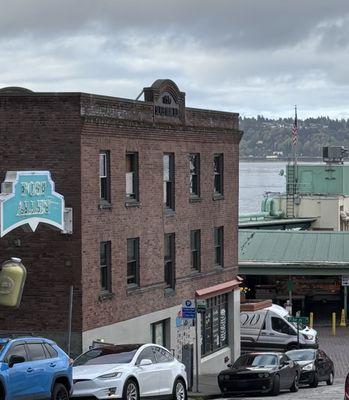 Silver Okum Building