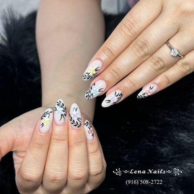 Lena Nails