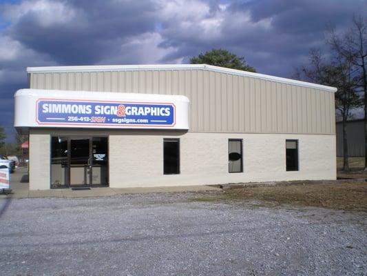 Simmons Sign & Graphics