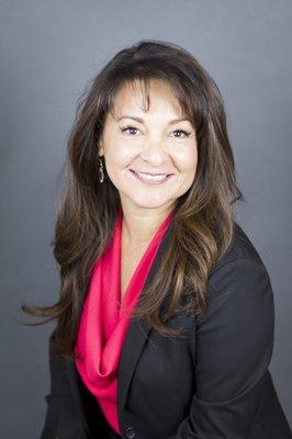 Edward Jones - Financial Advisor: Diana Reyes