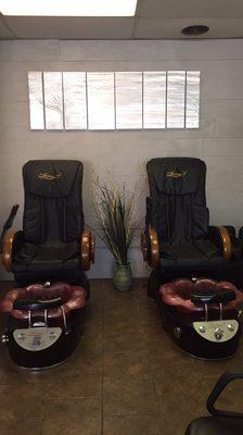 Essential Kneads Salon & Spa