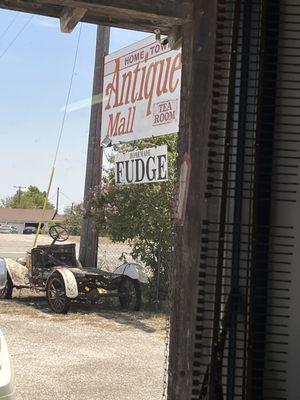 Hometown Antique Mall