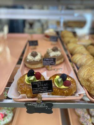 Crème brûlée donut