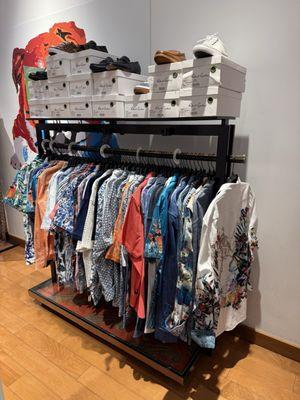 Robert Graham Outlet