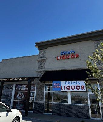 Chiefs Liquor