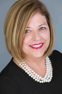 Leslie Jones , Realtor at EWM