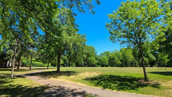 Peninsula Point Park