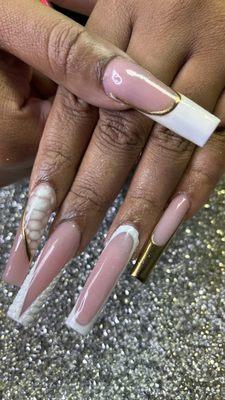 The Pretty Korner Salon