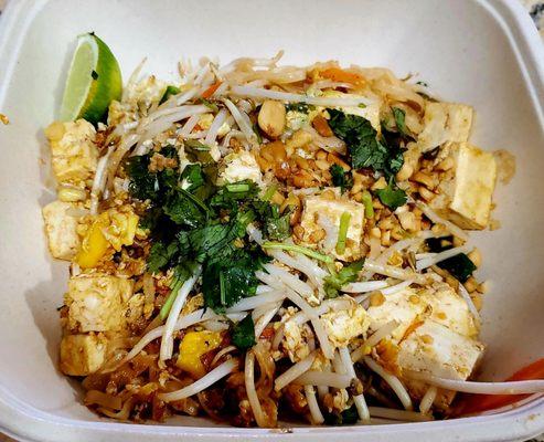 Pad Thai Noodles with Tofu