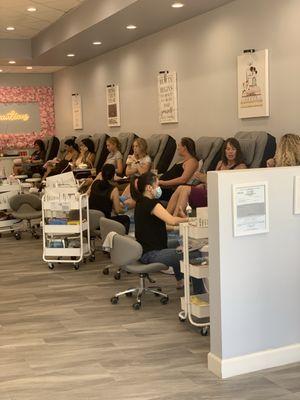 Beauteous Nails & Waxing