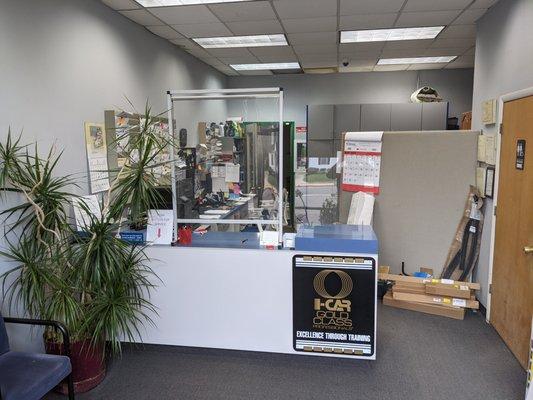 Huntington Auto Body & Paint