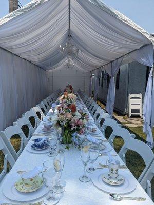 Highly recommend Lola's rentals, easy to book, great delivery and products! Can't wait to work with them again in the future!