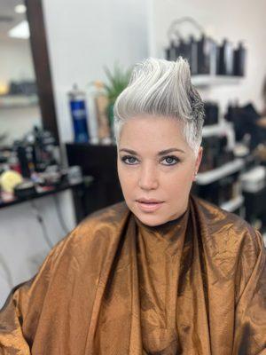 A Touch of Rose Dominican Salon