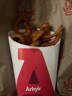 Burnt cold Curly Fries (Large)