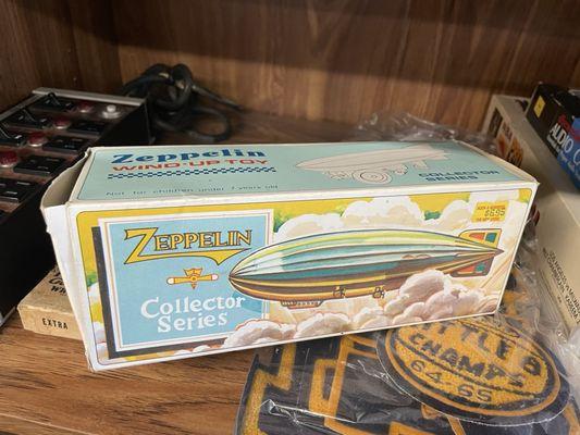 OOH A ZEPPELIN THATS MINE!!! (Def my bros Christmas gift this year lol)