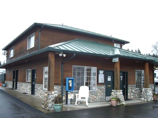 Office, laundry and restrooms