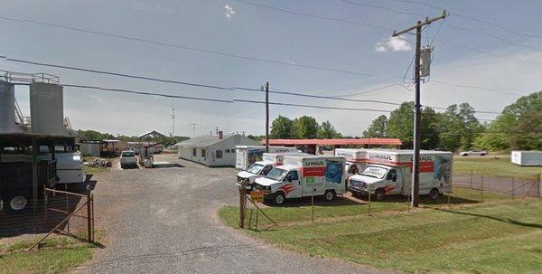 U-Haul Neighborhood Dealer