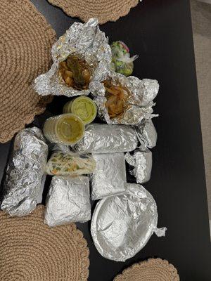 Everyone's food! Oh forgot to show the quesadilla