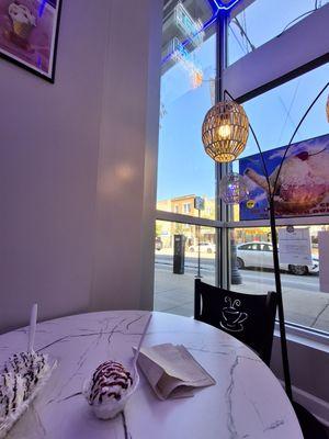 Nubes Ice Cream & Coffee Shop