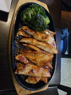 Zakura Japanese Restaurant