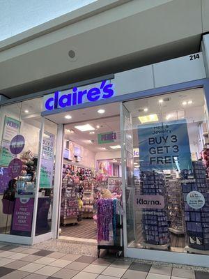 Claire's