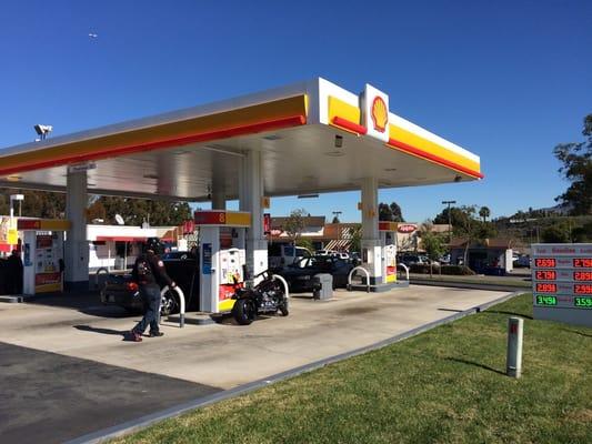 Nice location right off the 54 freeway