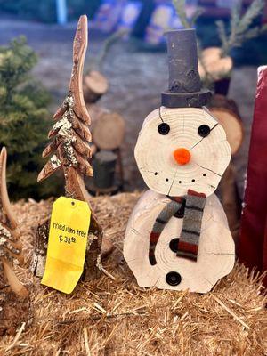 Extremely cute handcrafted wooden figures.