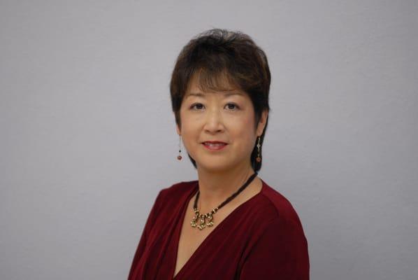 Joyce Shing, RN, LMT