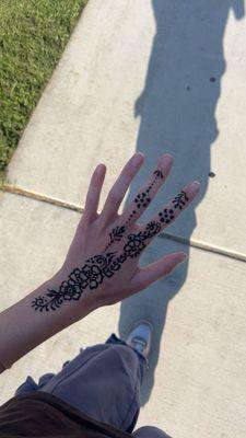 Freestyle henna