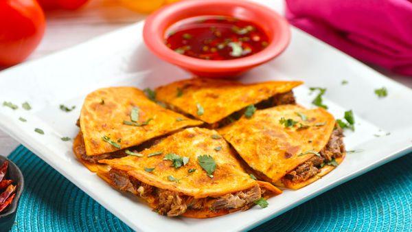 Monarca Wings & Mexican Restaurant