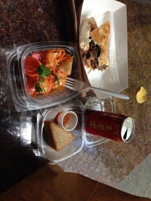 Roast Beef, Kim Chee, Taro and Herbal drink on unseasonably warm day. 味道好极了!