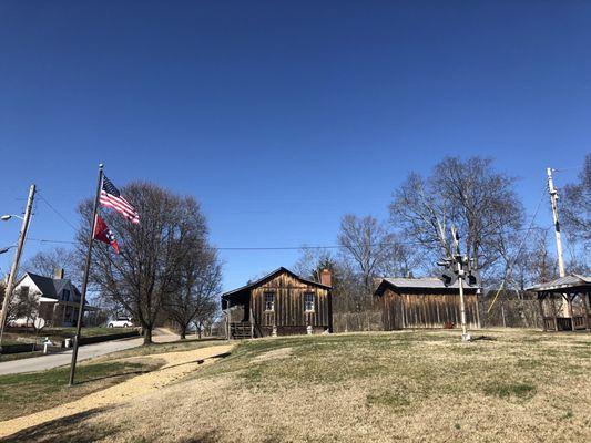 Archie Campbell Home