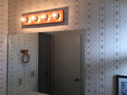 Barnett Wallpaper & Painting