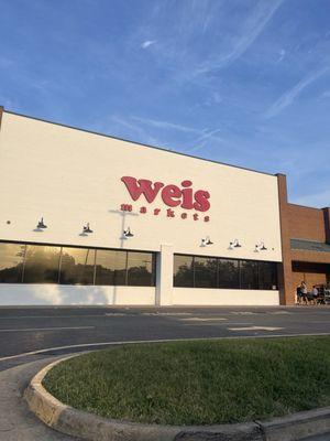 Weis Markets