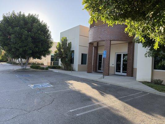 Tarek Ezzeddine MD, Primary Care & Weight Management