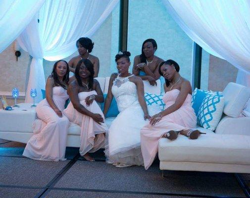 Roz's Gift and Flowers