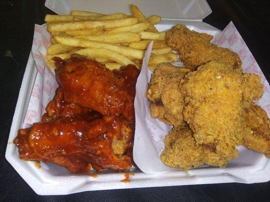 Picante and lemon pepper wings with ...First time here!!