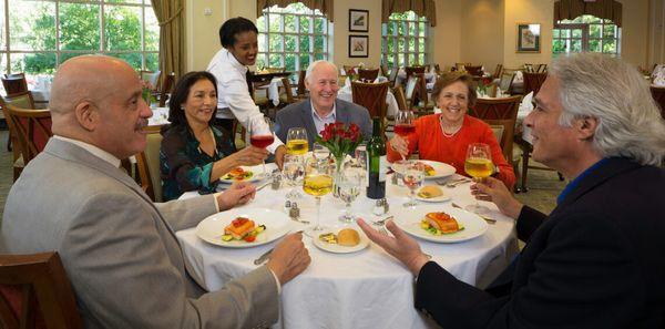 Delicious dining at our lavish in-house restaurants.