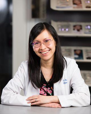 Dr. Thu Tran of Friendswood Vision