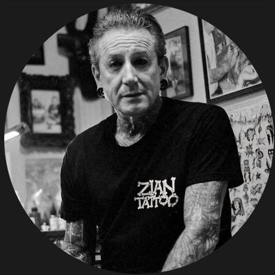 Zhappink expert tattooing by Curt