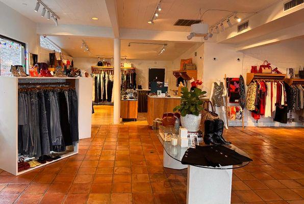 MOSS Designer Consignment