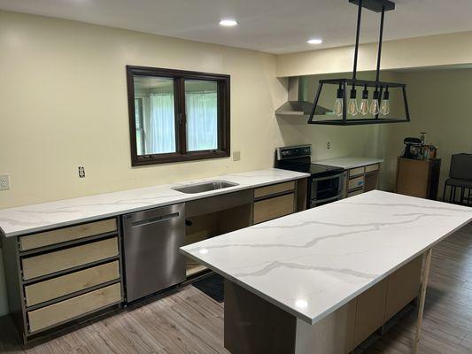 Kitchen quartz counters
