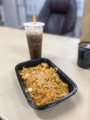 Chicken Pad Thai