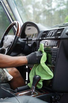 Mendez Mobile Detailing