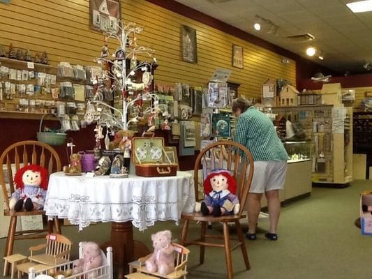 Raggedy Ann and Andy, Children's Tea Sets and Ornaments