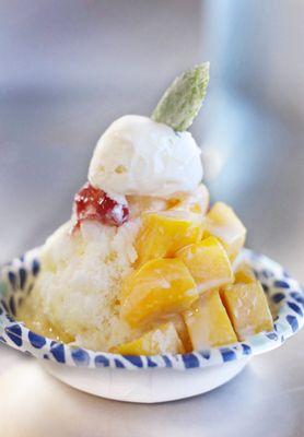 Hoku Lani Shave Ice and Crepes