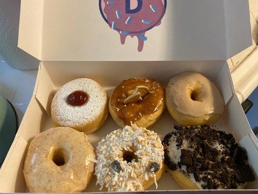 Guava, galletas maria, horchata, abuelita chocolate, bionico and Oreo