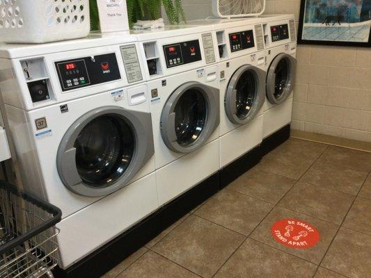 Nice and big lots of room! Clean and open daily!