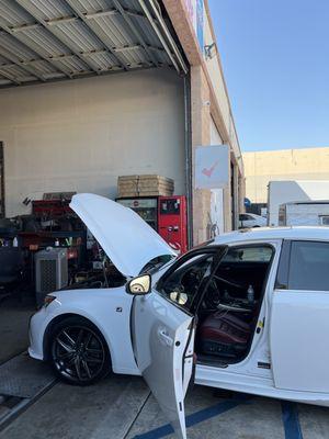 S & S Smog check star test only station